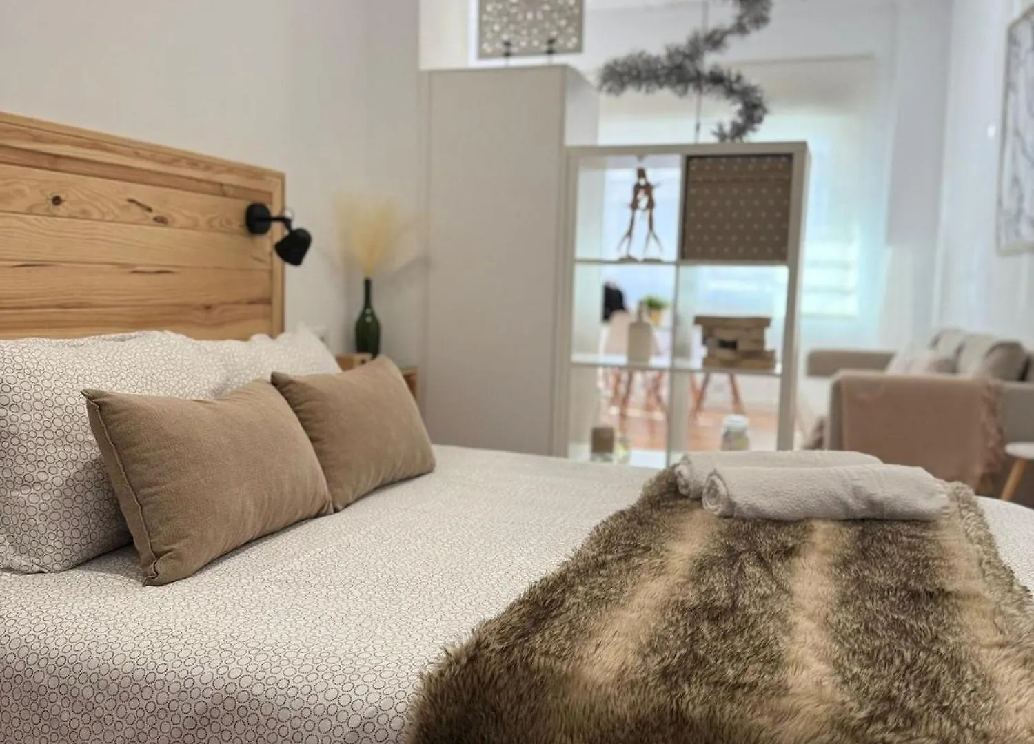 Apartamento Turistico Leo Baena 0*,